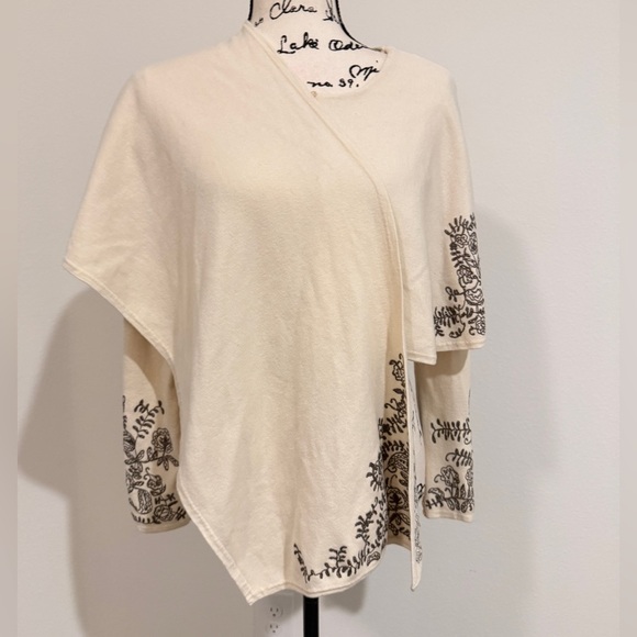 Anthropologie Moth Wrap Cardigan Embroidered Sz XS Wool Blend Quiet Luxury - Picture 2 of 16